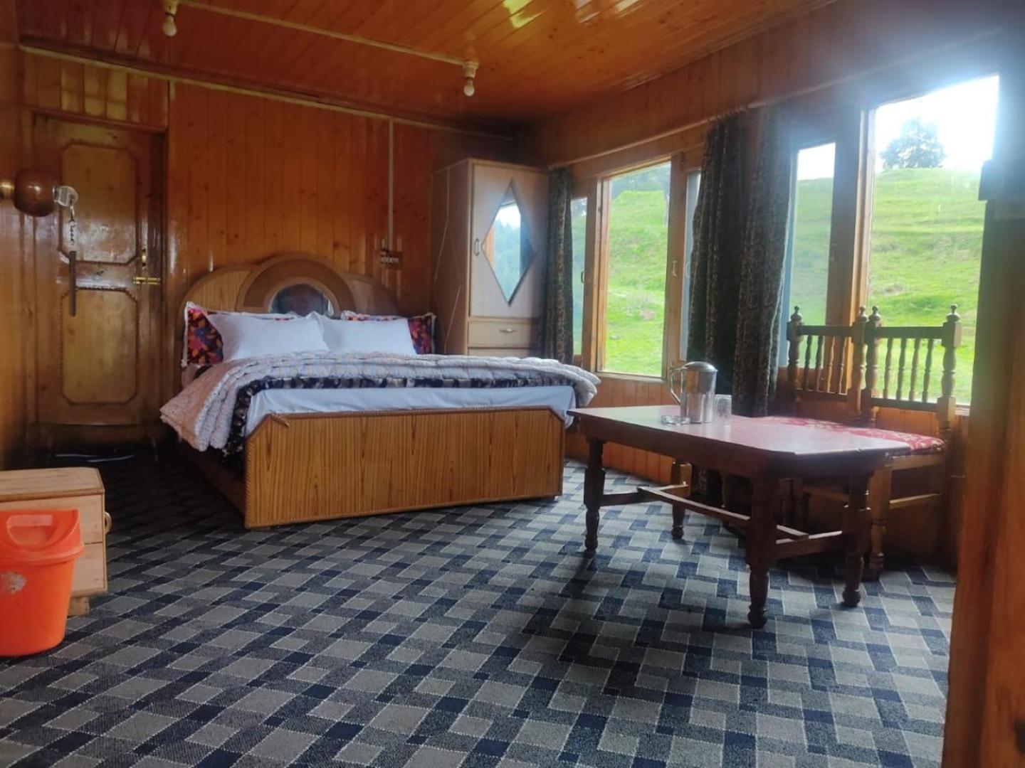Roseland Cottage , Gulmarg Bagian luar foto