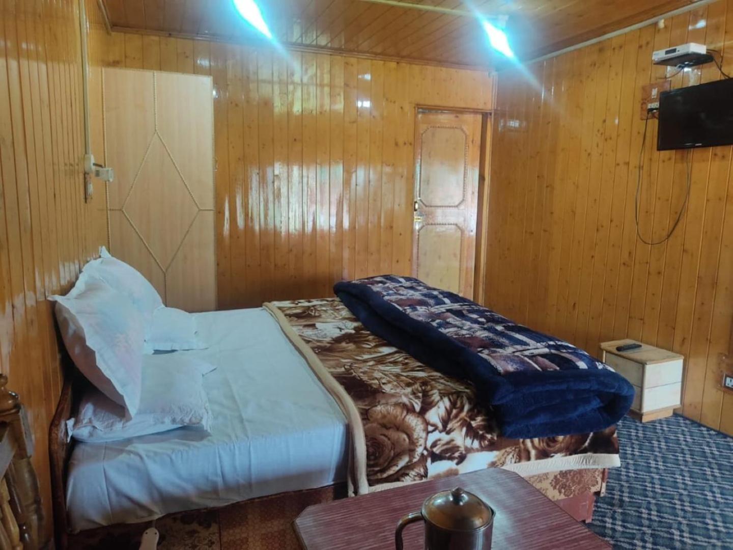 Roseland Cottage , Gulmarg Bagian luar foto