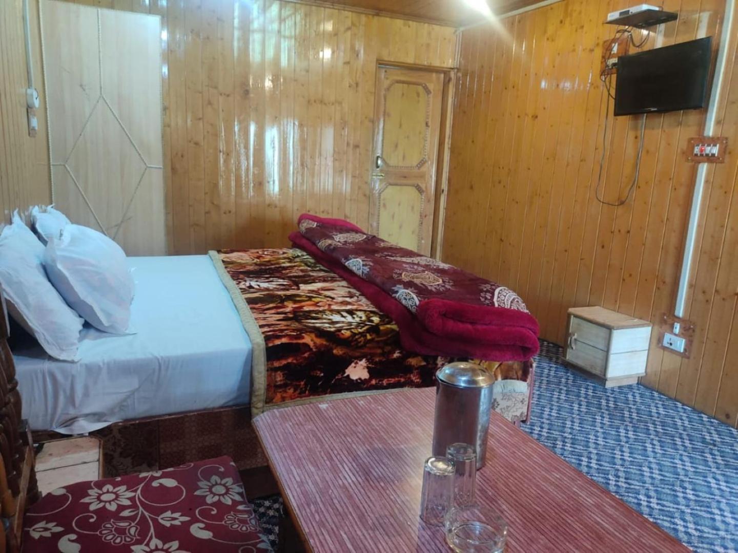 Roseland Cottage , Gulmarg Bagian luar foto